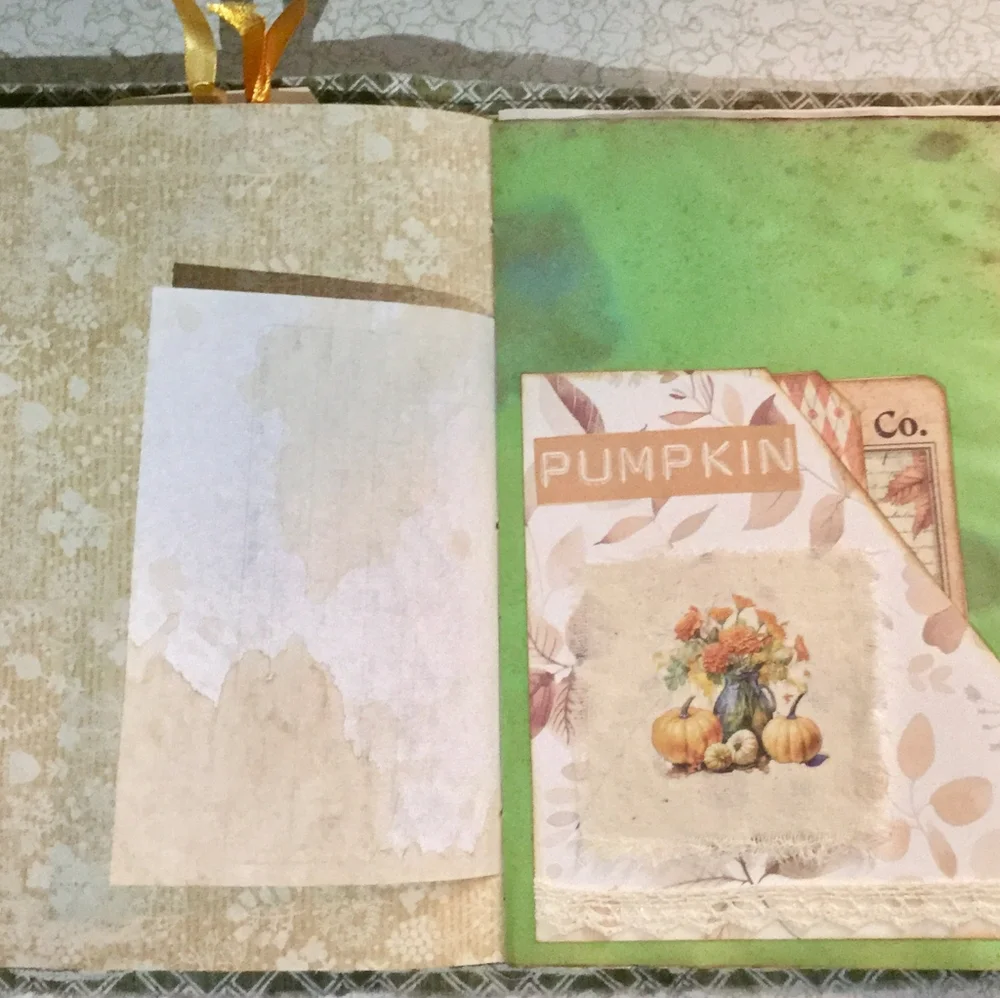 Unique Vintage 🍄 admirable
